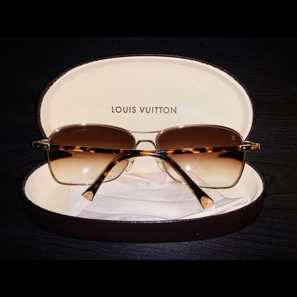 LOUIS VUITTON Men's Aviator Sunglasses